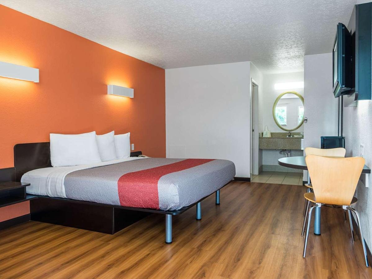 Motel 6-Columbus, Oh - Osu Exterior foto